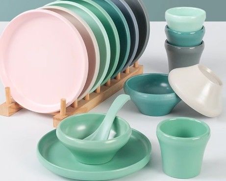 Giá tốt. Dịch vụ cá nhân cho đồ dùng bữa tối melamine thiết lập thiết kế và màu sắc tùy chỉnh trực tuyến