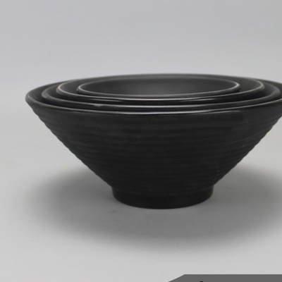 Giá tốt. Bát súp Melamine đen đơn giản cho món mì Ramen lớn trực tuyến