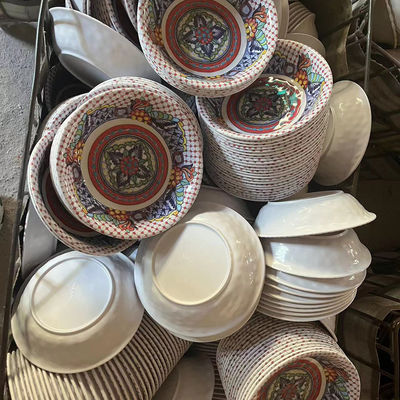 Giá tốt. Hợp chất đúc melamine MMC màu trắng để sản xuất đồ dùng trên bàn trực tuyến
