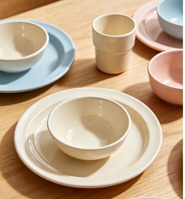 Giá tốt. Hợp chất đúc Melamine A5 Thân thiện với môi trường Không độc hại, Bột chịu nhiệt độ cao tinh khiết 99,8%, Nguyên liệu chống mài mòn độ cứng cao để sản xuất đồ dùng ăn bằng melamine hàng ngày cho nhà hàng trực tuyến