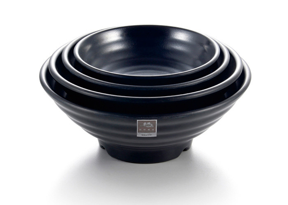Giá tốt. Tùy chỉnh bát mì Melamine lớn màu đen / bát mì Melamine cho nhà hàng trực tuyến